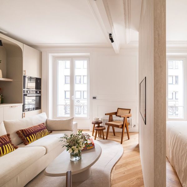 Un appartement contemporain aux codes haussmanniens