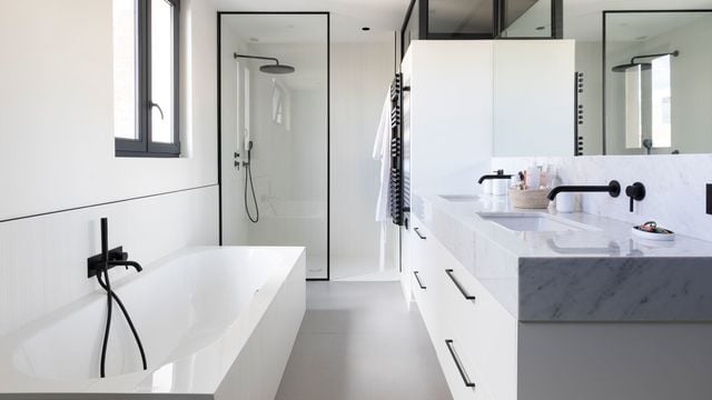 Voici comment réussir votre salle de bains avec un prix bien ajusté